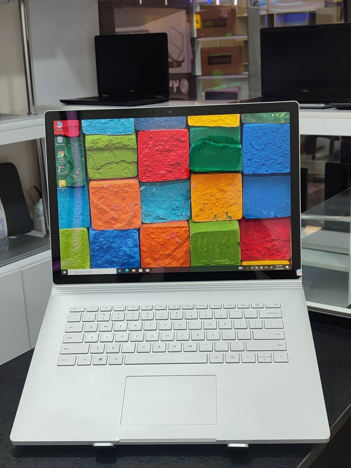 surfacebook2 Microsoft Surface book2 - تصویر 1